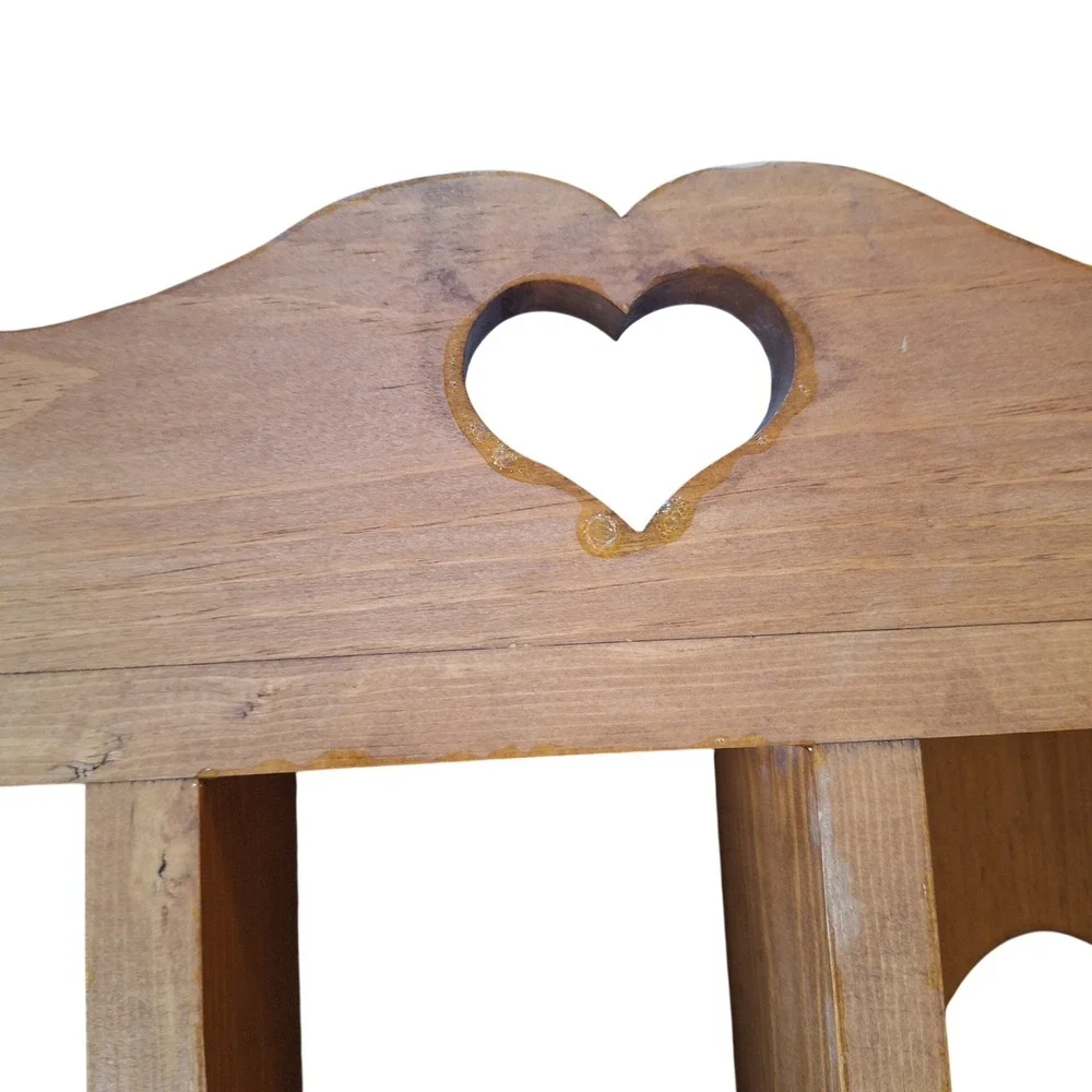 Vintage Cottagecore Wooden Heart Cutout Trinket Shelf Pegs Peekaboo Large
